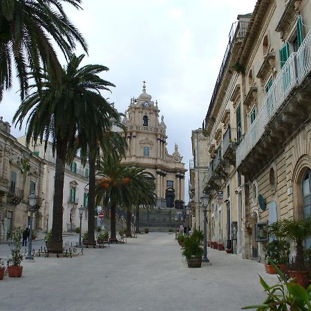Giumbabulla Luxury House Bed and Breakfast Ragusa Eksteriør billede