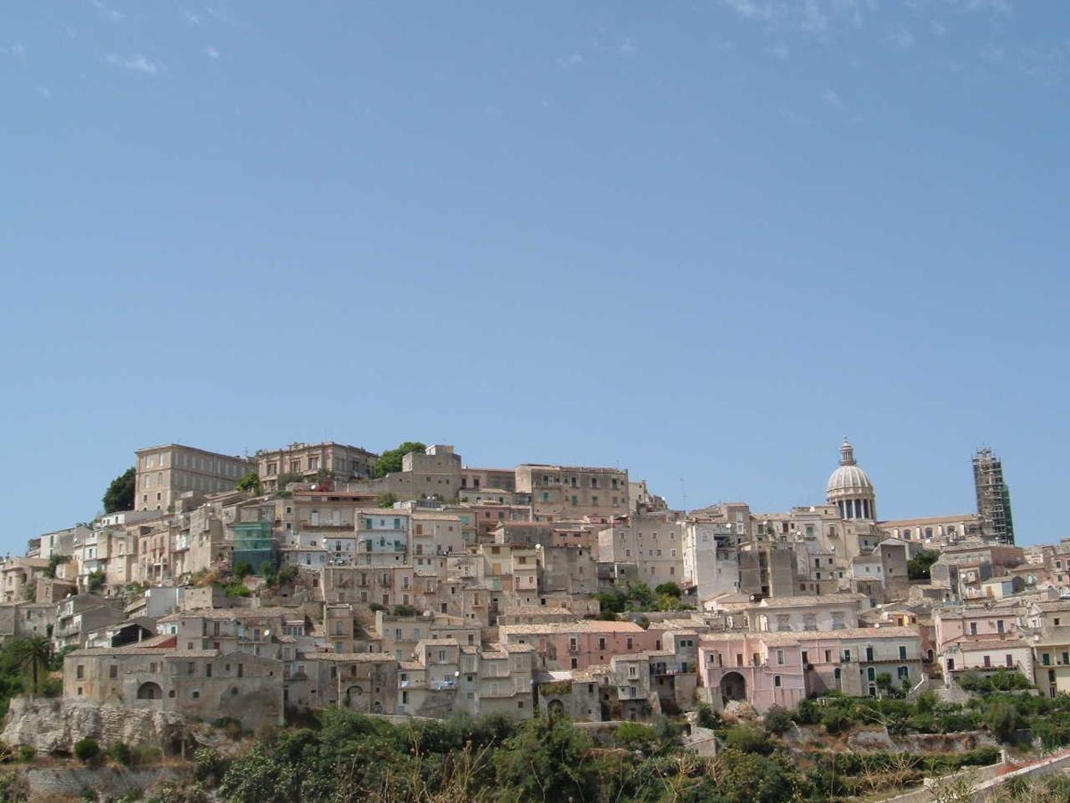 Giumbabulla Luxury House Bed and Breakfast Ragusa Eksteriør billede
